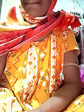 Snapshot of Sweet-runi chatting on 02-06-26, 06:11 Sweet-runi online show from 02-06-26, 06:11