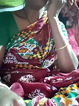 Snapshot of Sweet-runi chatting on 02-11-26, 04:12 Sweet-runi online show from 02-11-26, 04:12