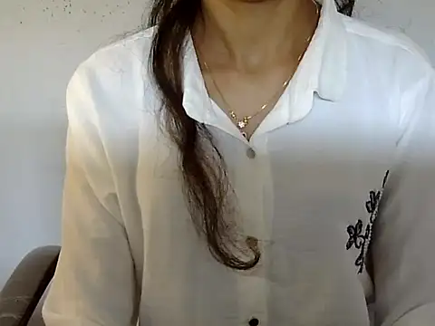 Snapshot of Mehaak_ chatting on 08-02-26, 08:24 Mehaak online show from 08-02-26, 08:24