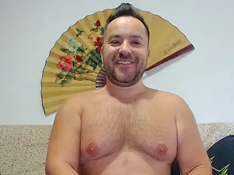 Snapshot of Hairy9inch chatting on 02-07-26, 11:47 Hairy9inch online show from 02-07-26, 11:47