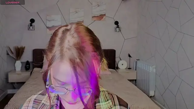  Kiki angel  online show from 03-31-26, 01:07