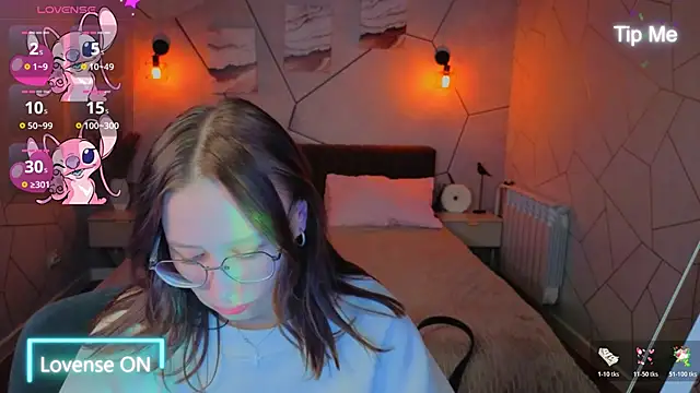  Kiki angel  online show from 04-12-26, 01:21