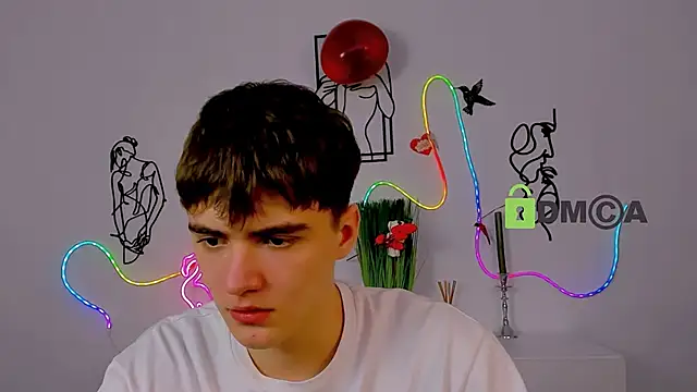 Snapshot of emil_lucky chatting on 02-13-26, 12:23 emil lucky online show from 02-13-26, 12:23