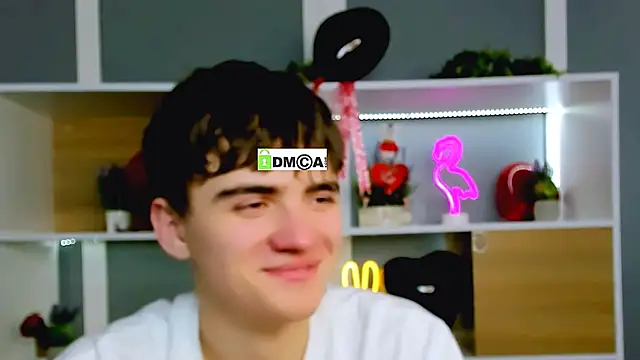 Snapshot of emil_lucky chatting on 02-19-26, 12:23 emil lucky online show from 02-19-26, 12:23