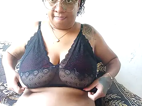 Snapshot of Mineirasafada2026 chatting on 02-22-26, 01:42 Mineirasafada2026 online show from 02-22-26, 01:42