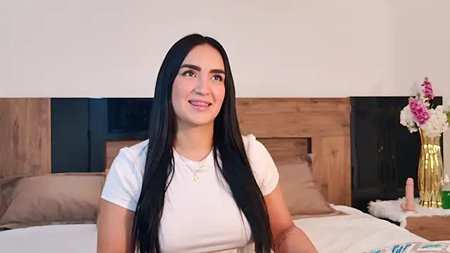 MaraGrief  online show from 04-11-26, 02:16