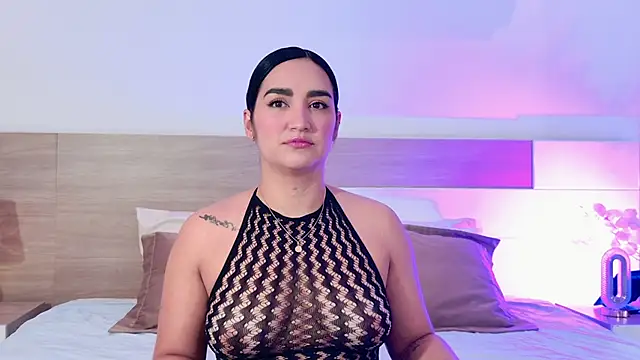Snapshot of MaraGrief_ chatting on 06-16-26, 11:13 MaraGrief online show from 06-16-26, 11:13