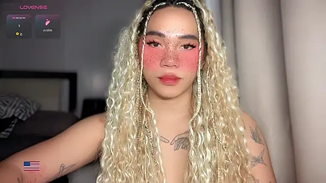 Kelly Mckinney online show from 04-26-26, 05:43