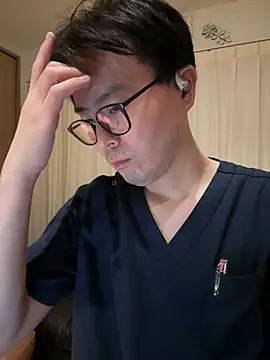 Snapshot of shizuku-kun211 chatting on 07-26-26, 06:26 shizuku-kun211 online show from 07-26-26, 06:26