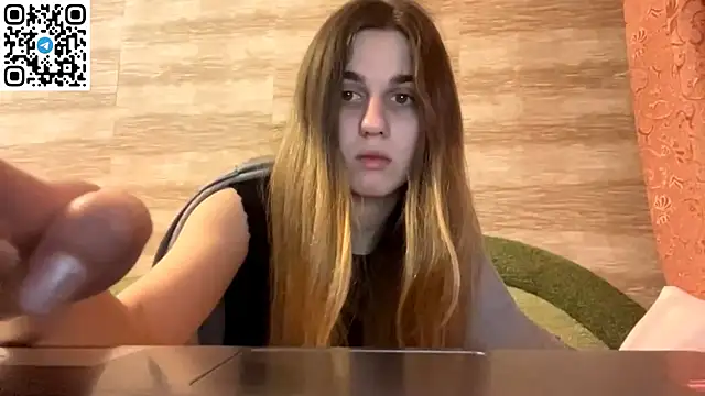 LovelySilk 63 online show from 03-05-26, 09:11