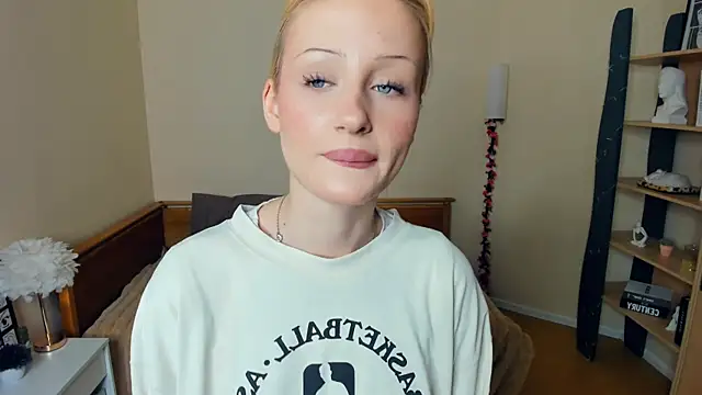 LolaStusse online show from 03-01-26, 07:54