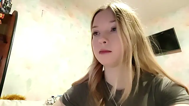 Snapshot of TiaBIanks chatting on 02-27-26, 10:48 TiaBIanks online show from 02-27-26, 10:48