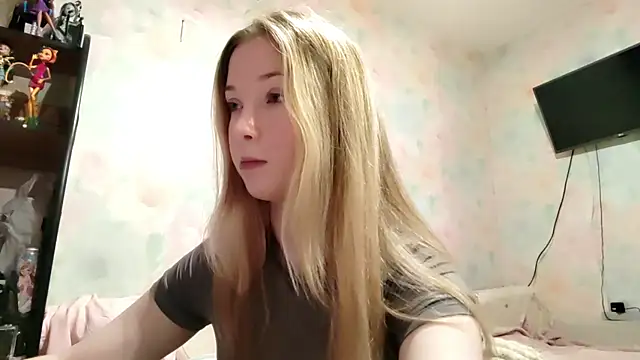 TiaBIanks online show from 03-26-26, 11:54