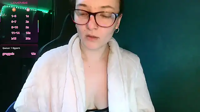 Snapshot of JadeAlexis403 chatting on 02-20-26, 07:43 JadeAlexis403 online show from 02-20-26, 07:43