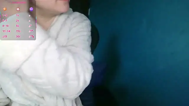 Snapshot of JadeAlexis403 chatting on 02-21-26, 08:37 JadeAlexis403 online show from 02-21-26, 08:37