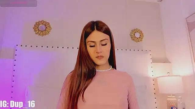 Snapshot of Zoe_star_ chatting on 02-12-26, 02:01 Zoe star online show from 02-12-26, 02:01