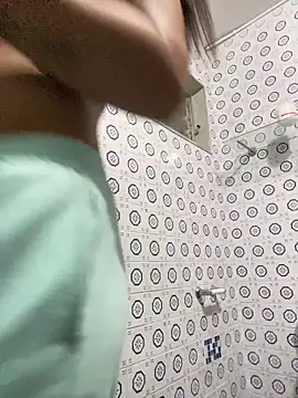 Romie rous online show from 04-14-26, 02:23