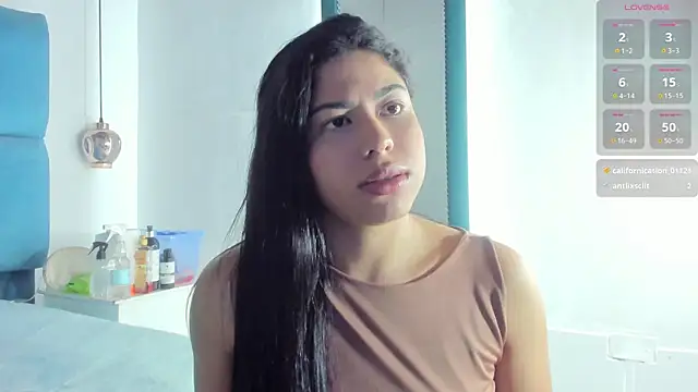 Snapshot of venezolana__caro chatting on 05-09-26, 02:39 venezolana caro online show from 05-09-26, 02:39