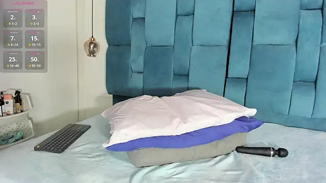 Snapshot of venezolana__caro chatting on 07-08-26, 12:20 venezolana caro online show from 07-08-26, 12:20