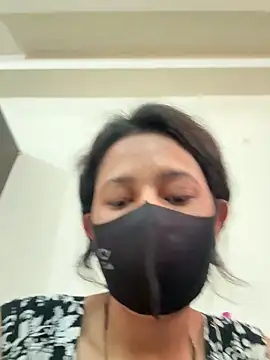 raavigirl online show from 02-25-26, 02:43