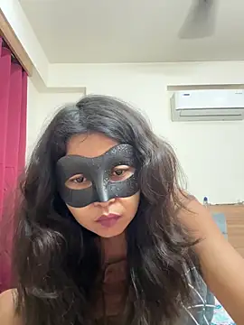 raavigirl online show from 04-01-26, 01:41