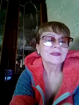 Snapshot of SophieBurns chatting on 04-25-26, 01:41 SophieBurns online show from 04-25-26, 01:41