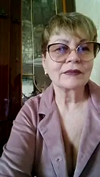 Snapshot of SophieBurns chatting on 05-23-26, 09:13 SophieBurns online show from 05-23-26, 09:13