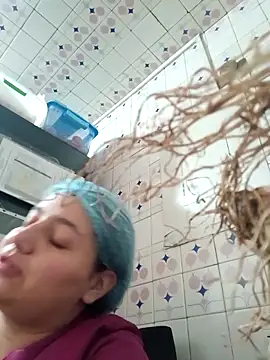 MajoArias online show from 04-10-26, 03:28