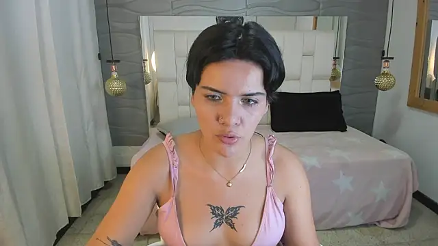 Thaliaa Lopez online show from 03-08-26, 06:39