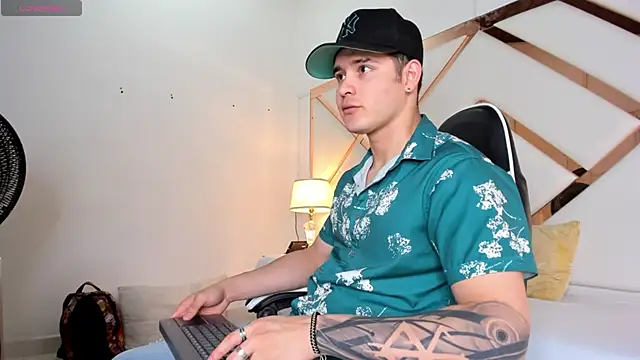 Snapshot of rayan_linxx chatting on 02-26-26, 07:13 rayan linxx online show from 02-26-26, 07:13