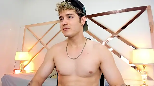 rayan linxx online show from 04-16-26, 07:47