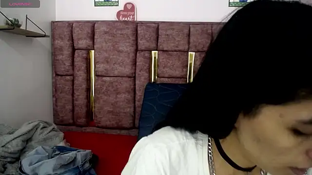 Snapshot of FRANCESCA_LOVE_ chatting on 06-09-26, 05:35 FRANCESCA LOVE online show from 06-09-26, 05:35