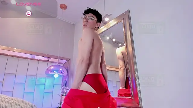 Sebastian Collins  online show from 02-18-26, 09:11