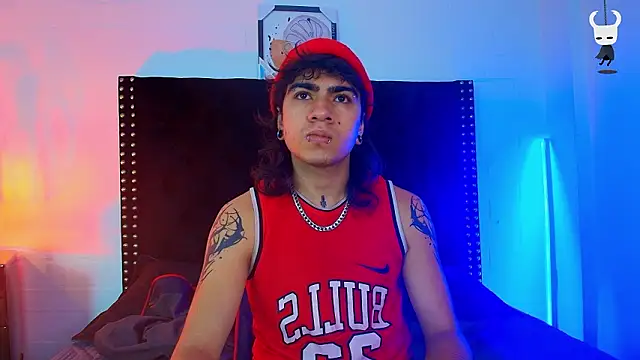 Snapshot of Axell_Kussh chatting on 02-23-26, 12:02 Axell Kussh online show from 02-23-26, 12:02