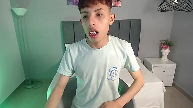 Snapshot of _camilo_ortiz chatting on 02-23-26, 05:10 camilo ortiz online show from 02-23-26, 05:10