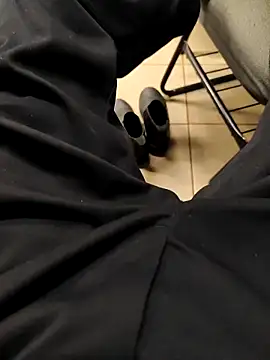 MOREN044 online show from 03-21-26, 10:35