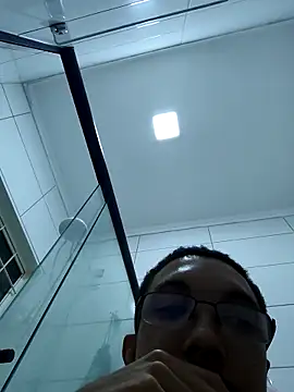 MOREN044 online show from 03-26-26, 10:37