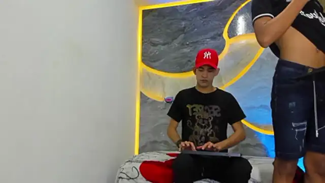 Snapshot of couplehot_sex_ chatting on 02-26-26, 04:00 couplehot sex online show from 02-26-26, 04:00