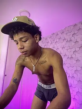 Snapshot of 777_dmz_ chatting on 02-21-26, 05:47 777 dmz online show from 02-21-26, 05:47