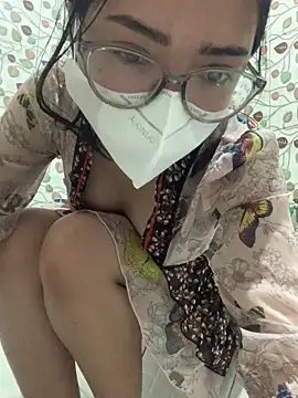 lonely lunae online show from 02-07-26, 05:33