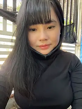 Snapshot of Lewd_couple chatting on 06-26-26, 04:17 Lewd couple online show from 06-26-26, 04:17