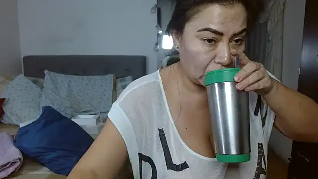 Snapshot of Karo_sexy chatting on 03-04-25, 06:15 Karo sexy online show from 03-04-25, 06:15