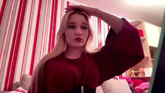 Snapshot of MiaBerlateen chatting on 02-16-26, 07:10 MiaBerlateen online show from 02-16-26, 07:10