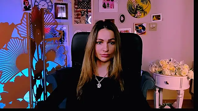 Snapshot of KrisWillis chatting on 02-06-26, 09:23 KrisWillis online show from 02-06-26, 09:23