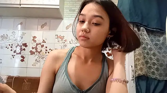 Snapshot of AnnettaBelsito chatting on 04-25-26, 08:39 AnnettaBelsito online show from 04-25-26, 08:39