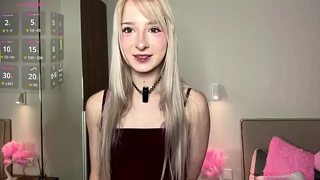 Snapshot of EvaQT chatting on 02-12-26, 07:25 EvaQT online show from 02-12-26, 07:25