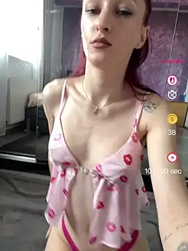 Snapshot of Roxyfoxyyy chatting on 06-03-26, 06:16 Roxyfoxyyy online show from 06-03-26, 06:16