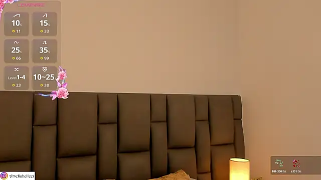 Amelie Belle  online show from 03-11-26, 11:49