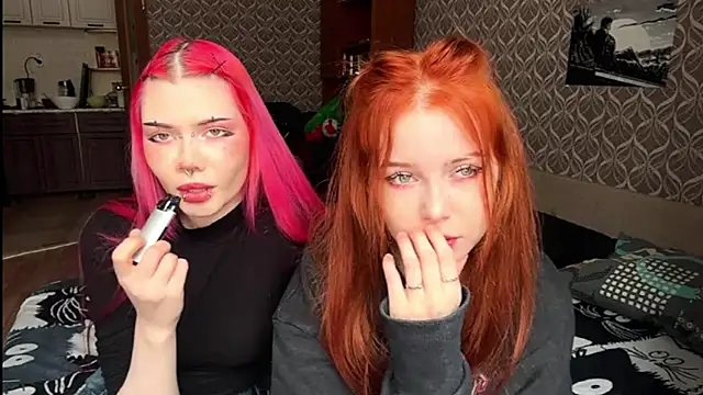 Snapshot of Veldenga chatting on 02-08-26, 09:56 Veldenga online show from 02-08-26, 09:56