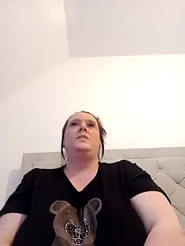 louisa36 online show from 04-02-26, 06:38